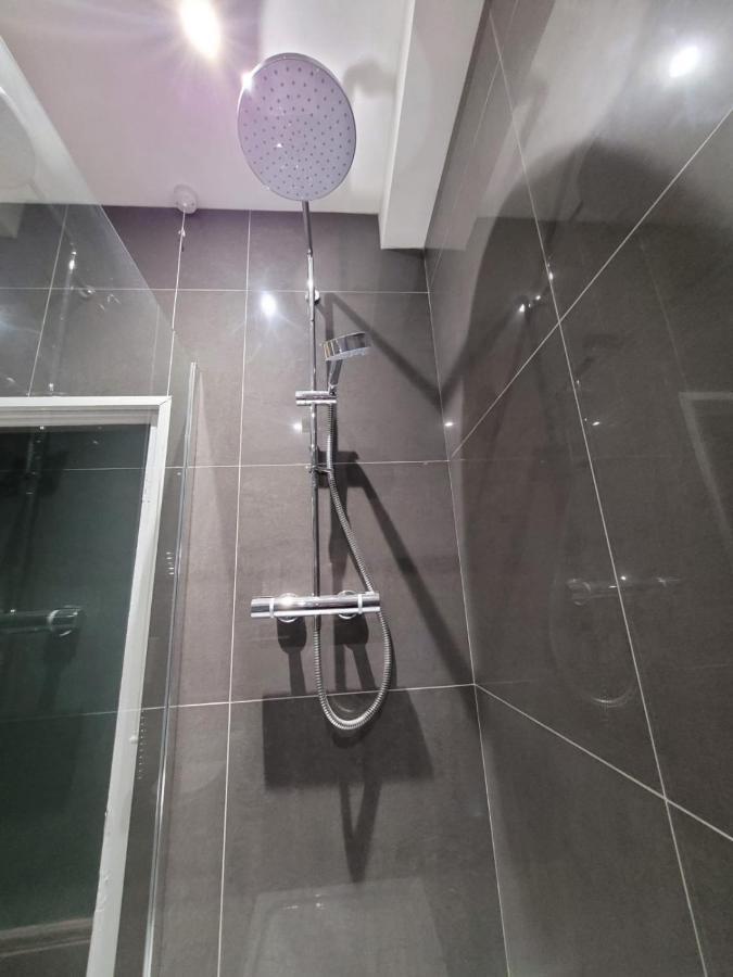 Handpost Inspire By Propertri Newport  Exterior foto
